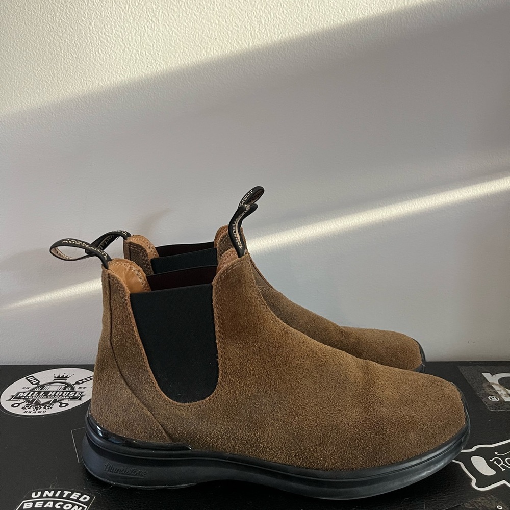 Brown Suede Blundstone Boots